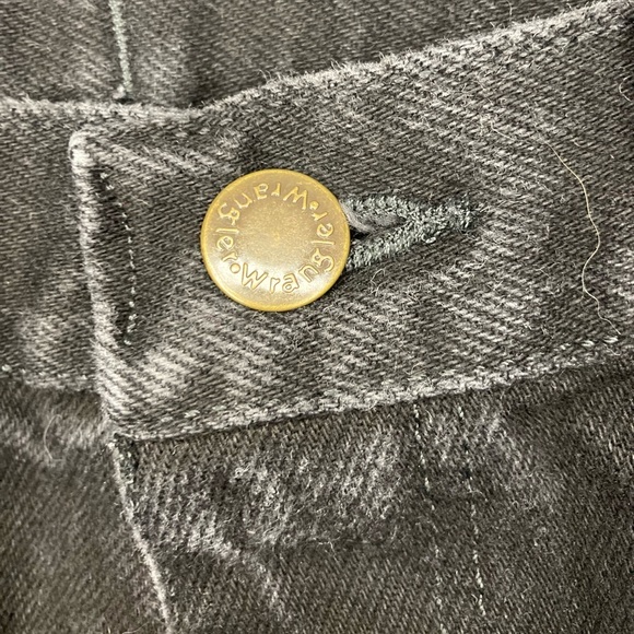 Black wrangler jeans - Picture 3 of 5